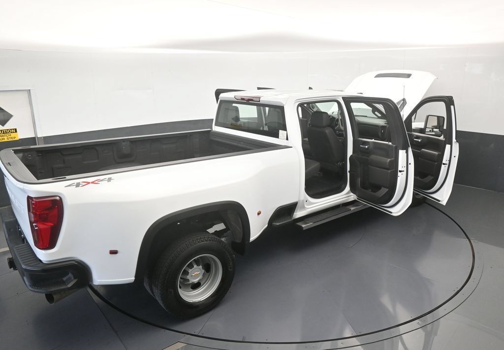 Used 2026 Chevrolet Silverado 3500 W/T AWD/4WD image 60