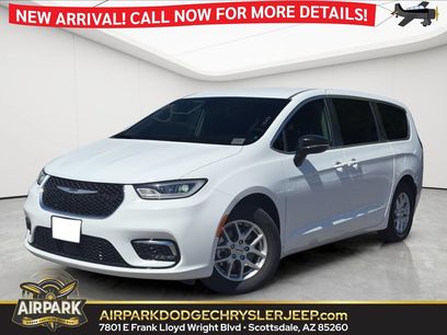Used 2024 Chrysler Pacifica Touring-L