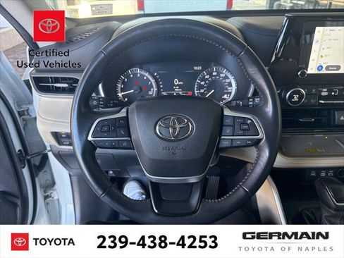 Certified 2025 Toyota Highlander XLE image 19