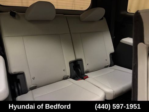 Used 2024 Hyundai Santa Fe Limited AWD/4WD image 23
