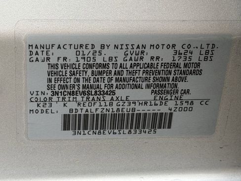 Used 2025 Nissan Versa SV FWD image 29