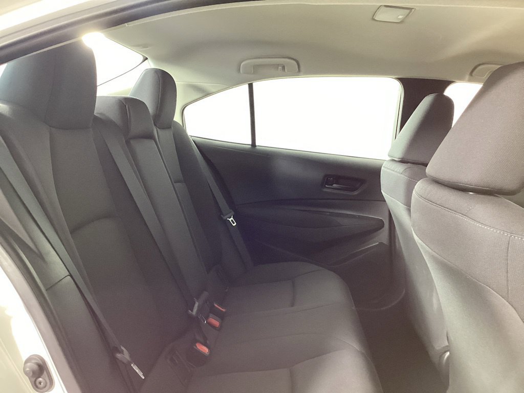 Used 2025 Toyota Corolla LE FWD image 24