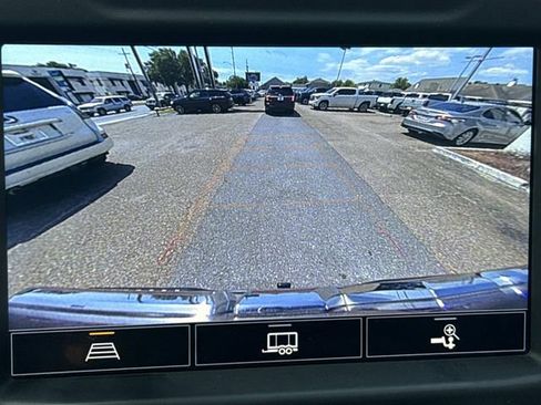 Used 2022 GMC Sierra 1500 SLT image 32