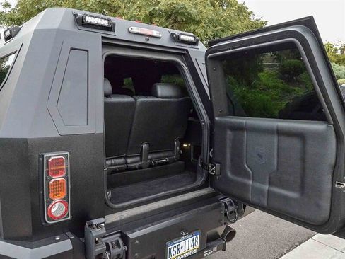 Used 2016 Ford F450 XLT w/ XLT Interior Package image 32