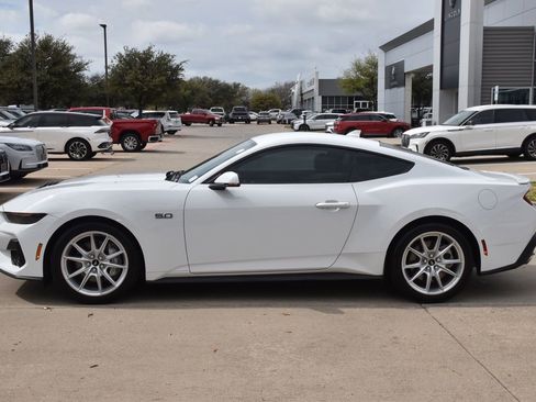 Certified 2025 Ford Mustang GT Premium image 12