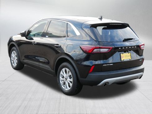Certified 2024 Ford Escape Active image 5