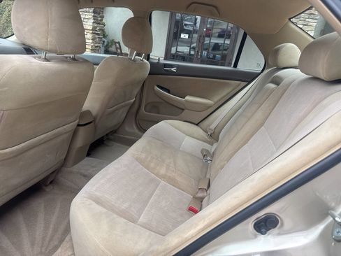 Used 2004 Honda Accord LX image 10