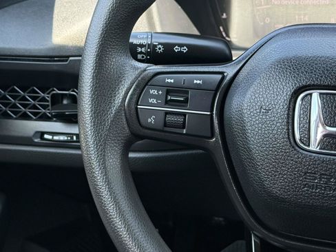 Used 2023 Honda Accord LX image 23