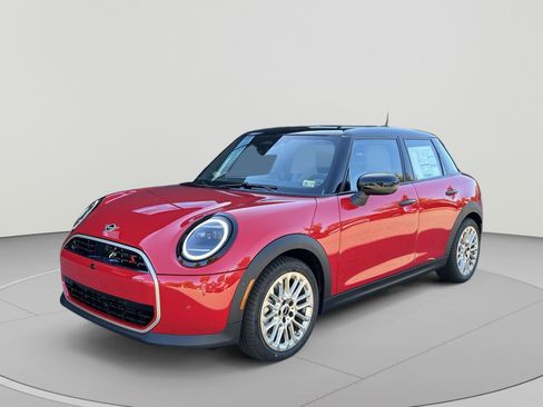Used 2025 MINI Cooper S FWD image 1