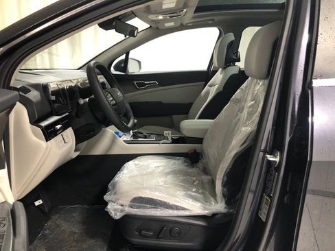 New 2026 Kia Sportage EX w/ EX Panorama Roof Package image 20