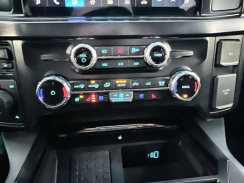 New 2026 Ford F250 Lariat w/ Chrome Package image 21