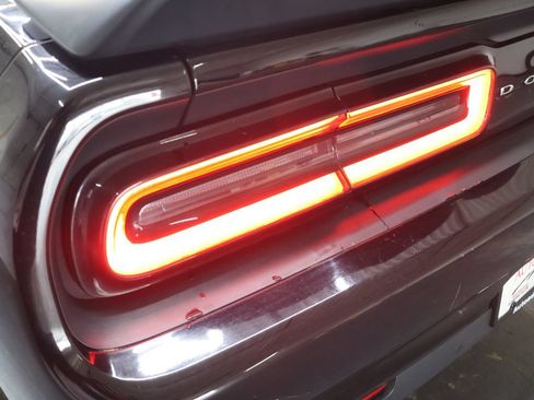 Used 2018 Dodge Challenger GT w/ Driver Convenience Group AWD/4WD image 31