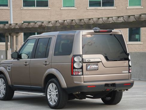 Used 2015 Land Rover LR4 HSE LUX image 8