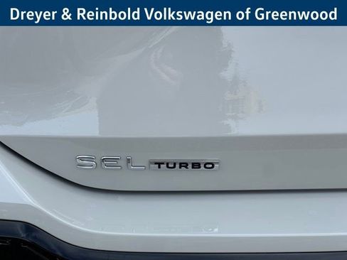 New 2026 Volkswagen Tiguan SEL R-Line image 10