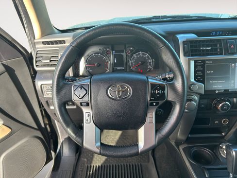 Used 2022 Toyota 4Runner SR5 Premium image 13