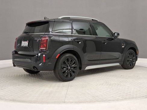 Certified 2024 MINI Cooper Countryman S w/ Premium Package FWD image 7