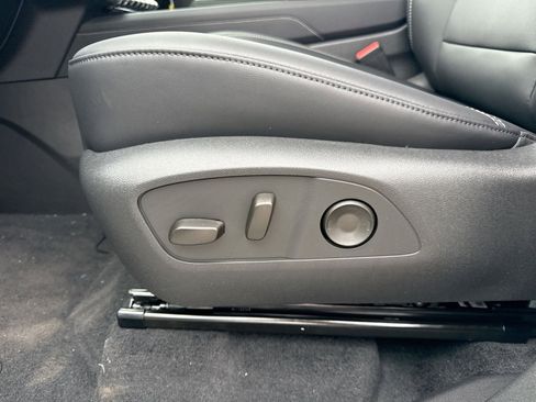 New 2026 GMC Acadia Elevation image 14