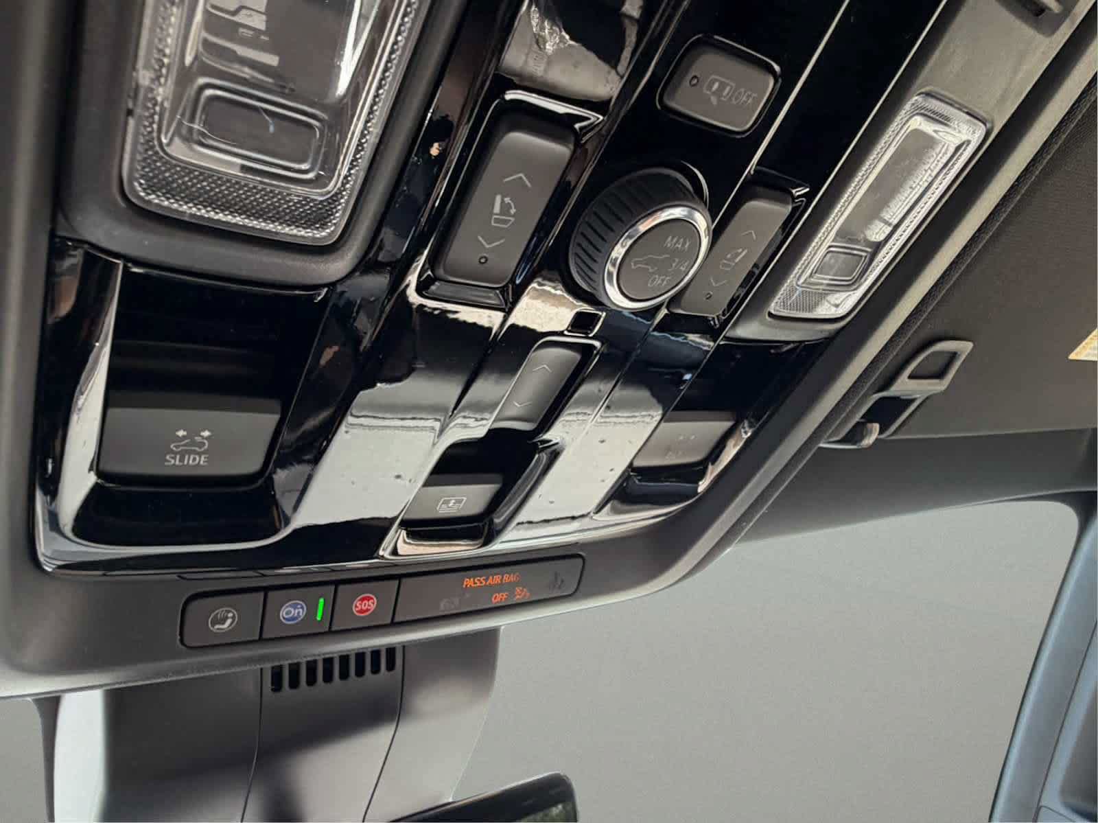 New 2026 Chevrolet Tahoe High Country AWD/4WD image 11