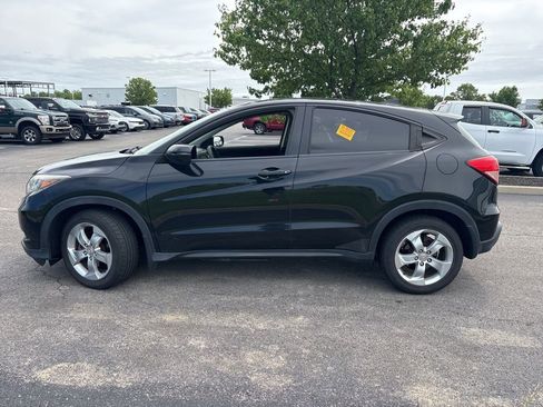 Used 2016 Honda HR-V EX image 8