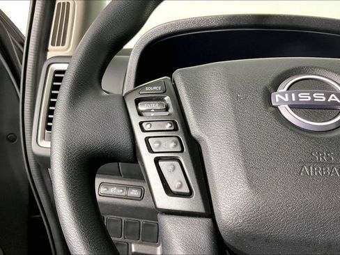 Used 2024 Nissan Frontier SV w/ Technology Package RWD image 24