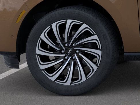 New 2025 Lincoln Navigator Black Label image 19