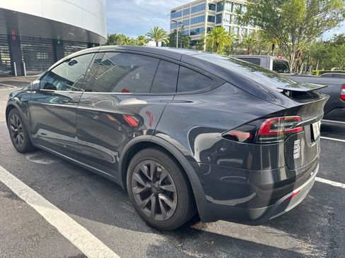 Used 2024 Tesla Model X AWD/4WD image 3