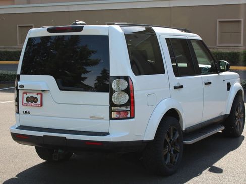 Used 2016 Land Rover LR4 HSE LUX AWD/4WD image 5