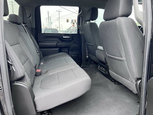 Used 2022 Chevrolet Silverado 2500 LT w/ Convenience Package image 22