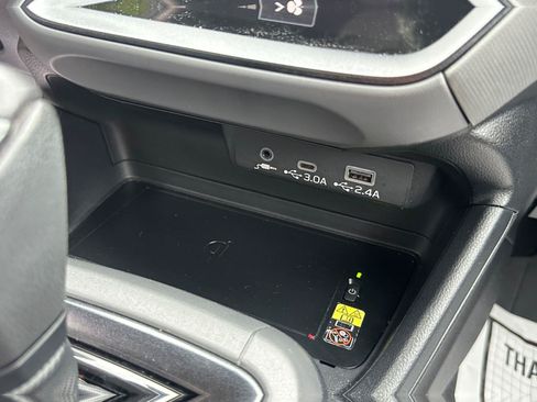Used 2024 Subaru Crosstrek 2.5i Limited AWD/4WD image 22