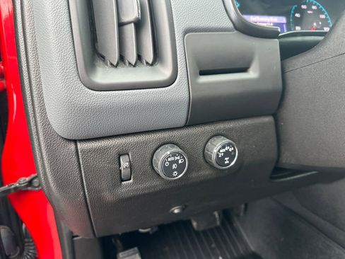 Used 2019 Chevrolet Colorado Z71 image 17