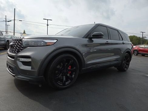 Used 2021 Ford Explorer ST w/ Equipment Group 401A image 3