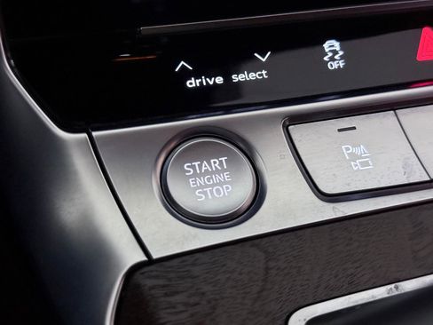 Used 2020 Audi A6 3.0T Premium w/ Convenience Package image 39