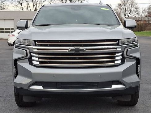 Certified 2024 Chevrolet Suburban High Country image 5
