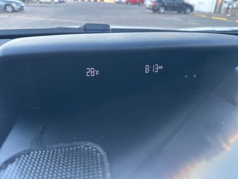 Used 2020 Subaru Forester Premium image 15