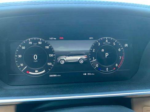 Used 2018 Land Rover Range Rover Sport HSE Dynamic image 29