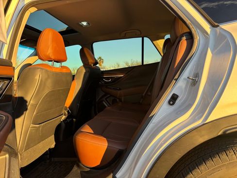 Used 2020 Subaru Outback Touring XT image 5