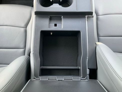 New 2025 Ford F350 XL w/ XL Chrome Package image 38