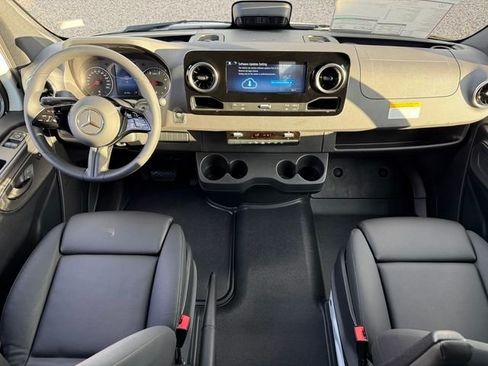 New 2026 Mercedes-Benz Sprinter 2500 image 19