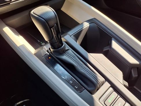 Used 2026 Honda Accord LX image 17