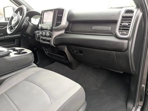 Used 2024 RAM 2500 Big Horn AWD/4WD image 5