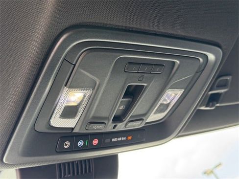 Used 2022 GMC Sierra 1500 AT4 w/ AT4 Premium Package image 23