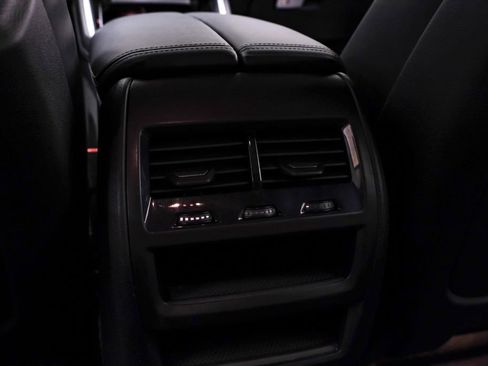 Used 2024 BMW X6 M60i w/ M Sport Professional Package AWD/4WD image 38
