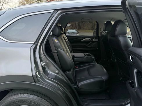 Used 2018 MAZDA CX-9 Touring image 27