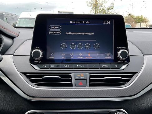 Used 2025 Nissan Altima 2.5 SR image 36