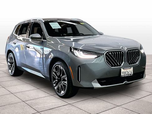 Used 2026 BMW X3 xDrive30i w/ Premium Package AWD/4WD image 2
