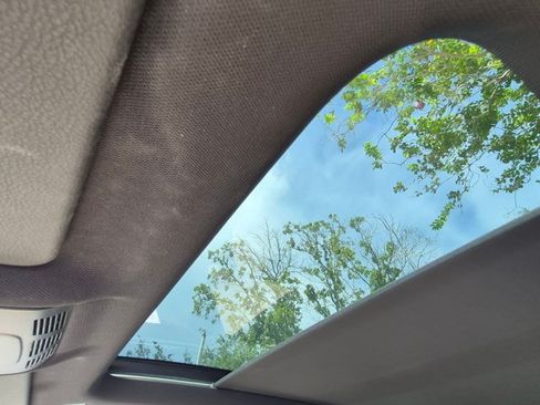 Used 2018 BMW X1 sDrive28i FWD image 9