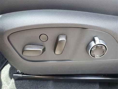 New 2025 Buick Enclave Avenir w/ Super Cruise Package image 7