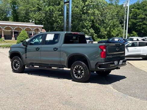 Certified 2025 Chevrolet Silverado 1500 ZR2 AWD/4WD image 3