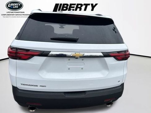 Used 2023 Chevrolet Traverse LT w/ LPO, Floor Liner Package AWD/4WD image 4