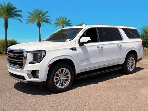 Used 2023 GMC Yukon XL SLT AWD/4WD image 33